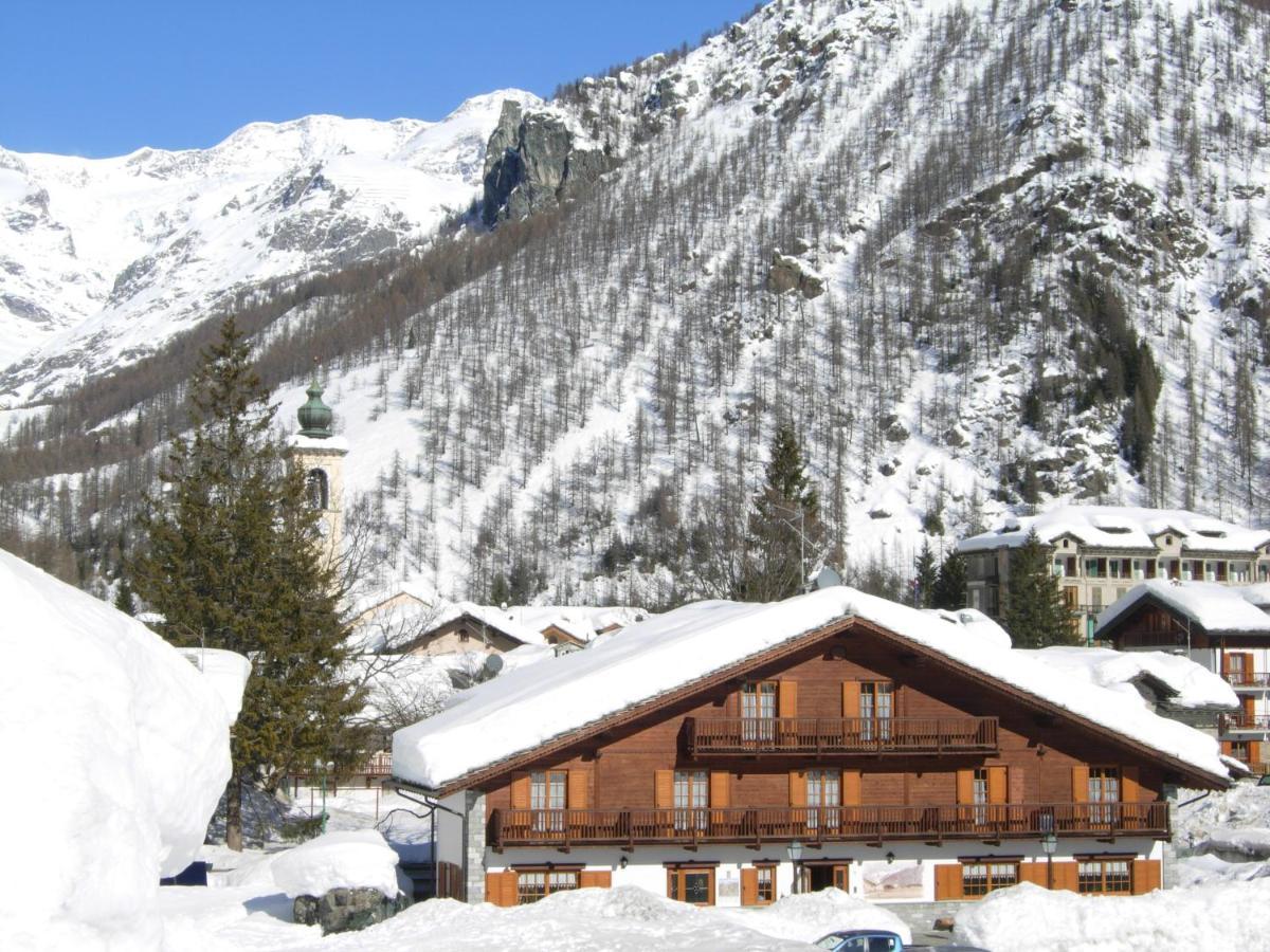 Residence Oberteil 格雷索拉特里尼泰 外观 照片