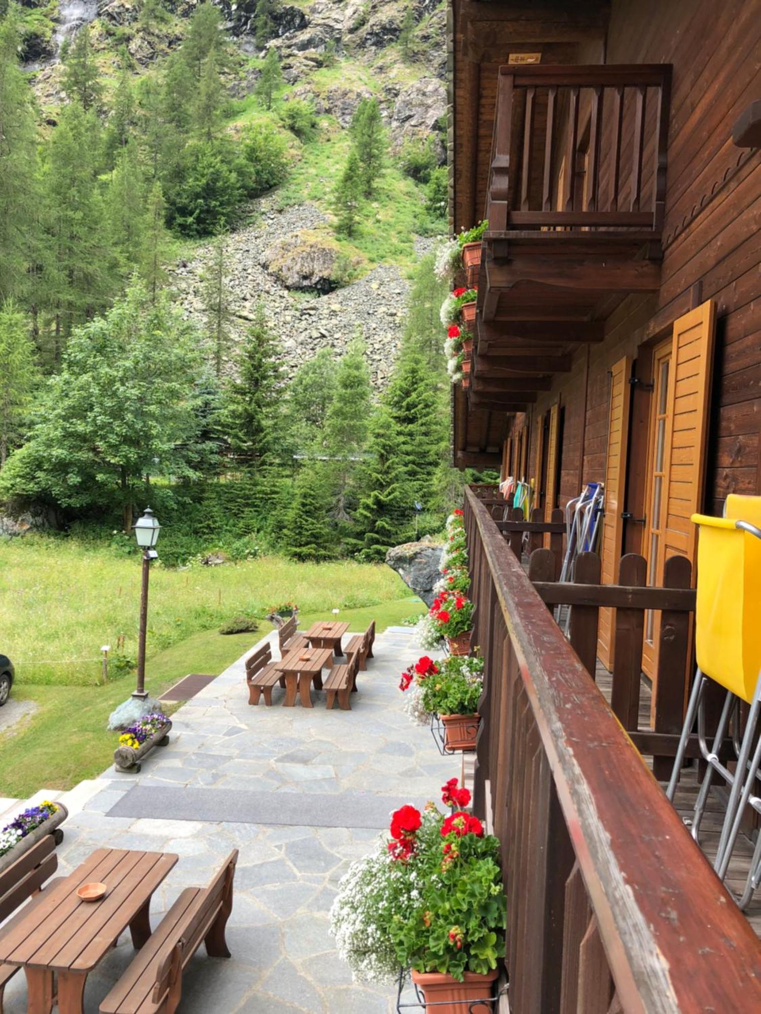 Residence Oberteil 格雷索拉特里尼泰 外观 照片